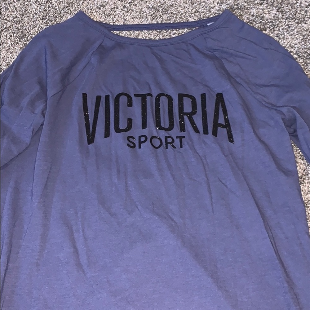 Thin long sleeve Victoria sport shirt